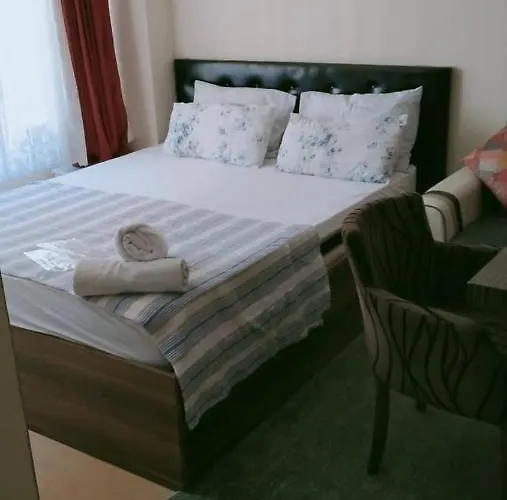 Taksim Pera Suites *